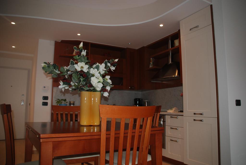 Bella Piazza Apartment Colico Room photo